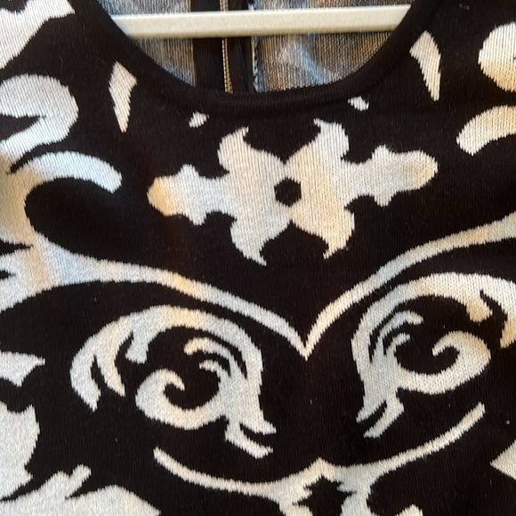 Pink ROSE PETITE SWEATER DRESS size large petite - Picture 3 of 9